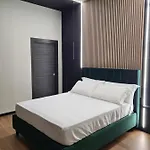 Chiatamone Neapolis 아파트 *