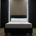아파트 Chiatamone Neapolis