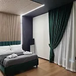 Chiatamone Neapolis 아파트 *