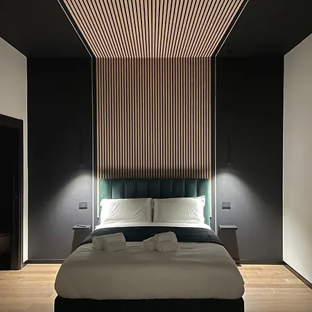 Chiatamone Luxury Apartment Naples