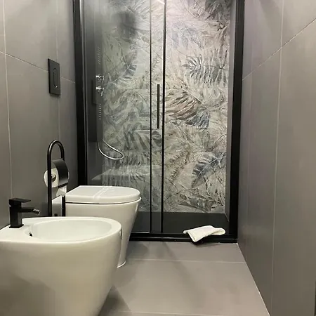 Chiatamone Luxury Apartment Naples
