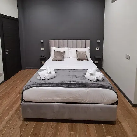 Chiatamone Luxury * Naples
